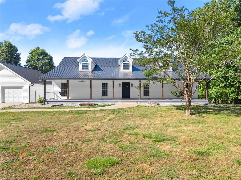 6147 Dahlonega Highway