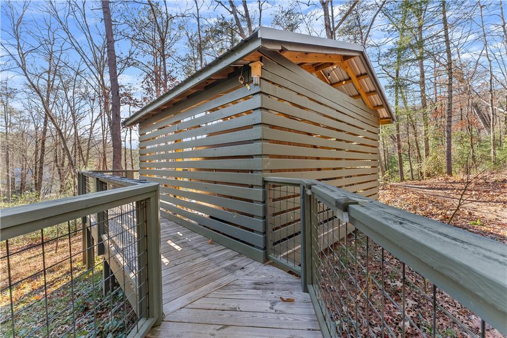 121 Waterfalls Way