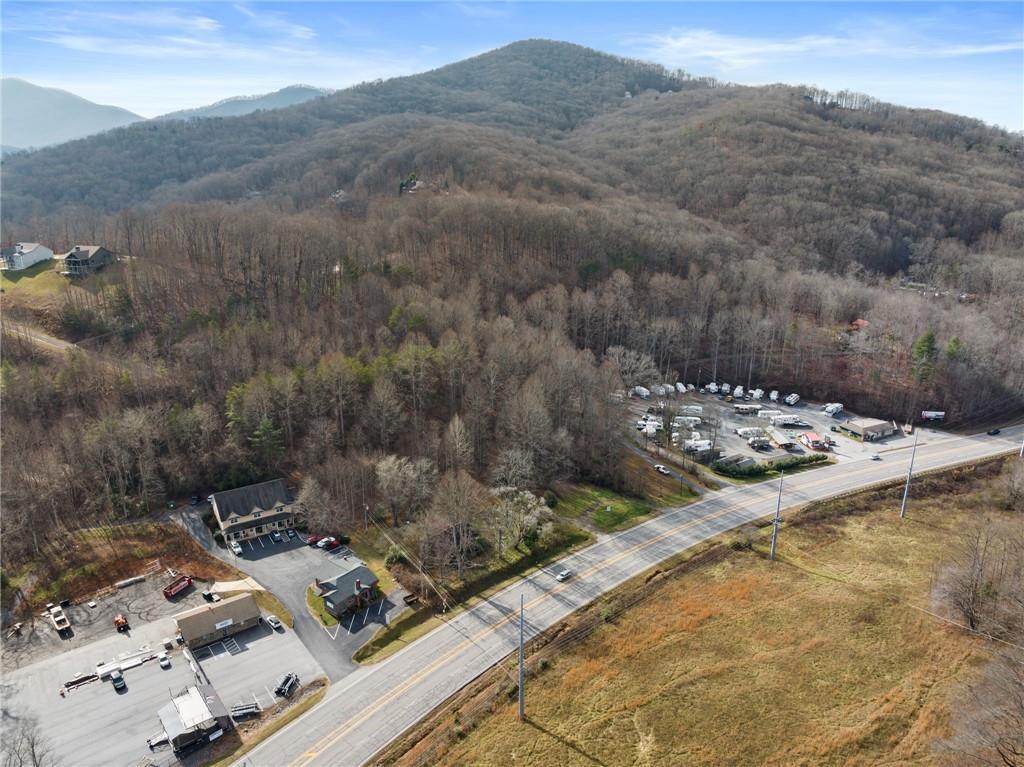 2038 US HWY 76