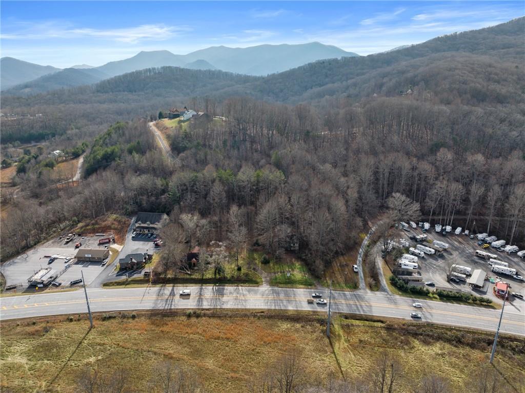 2038 US HWY 76