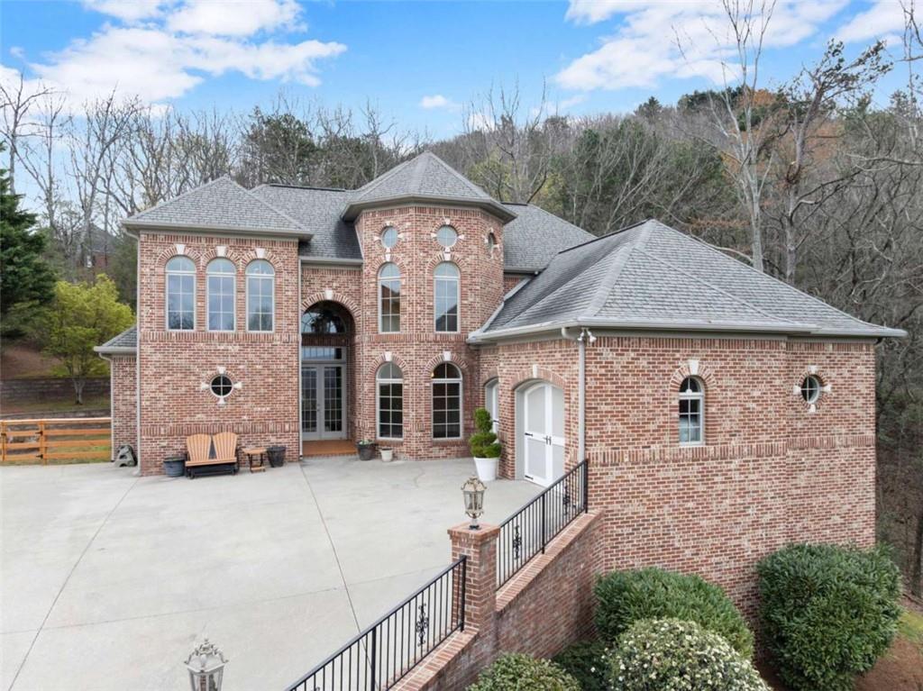 777 Oak Pointe Drive
