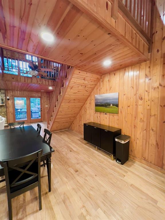 893 Hooper Road
