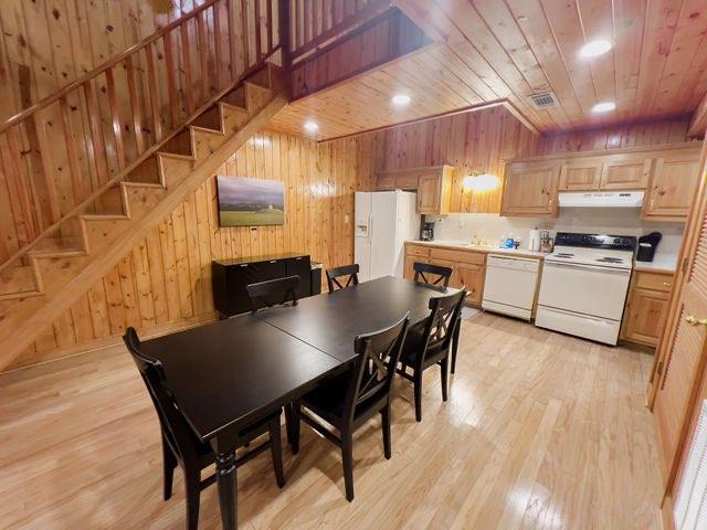 893 Hooper Road