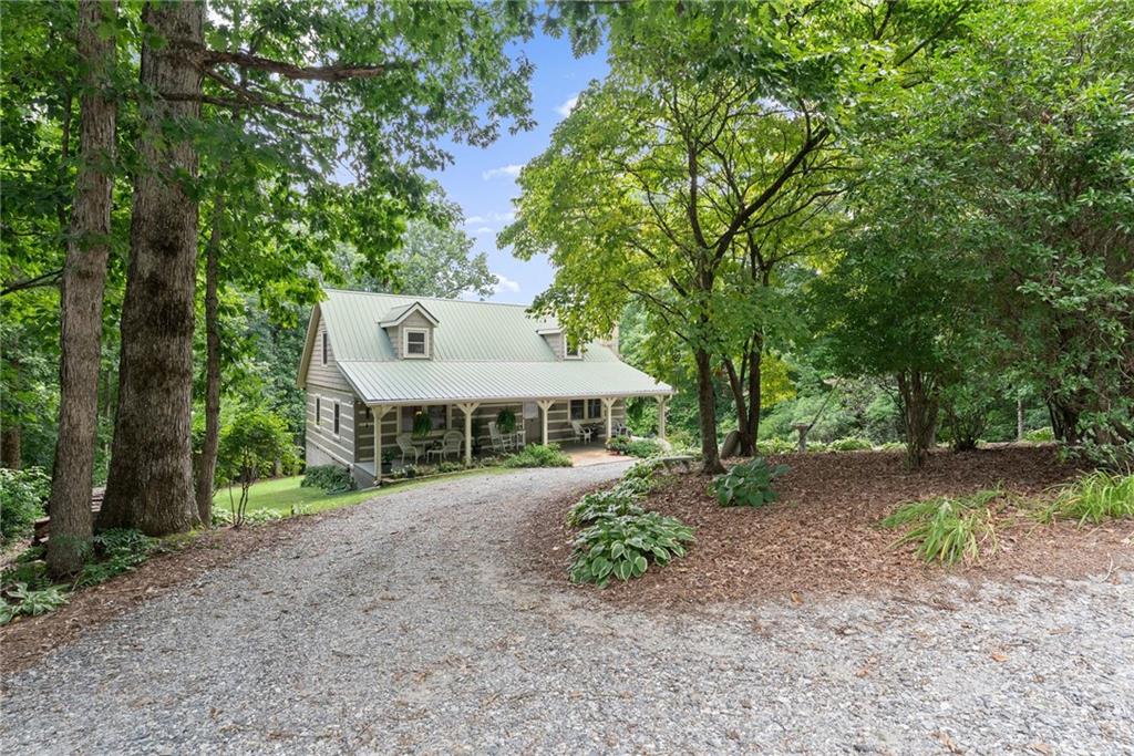 481 Leona Lane