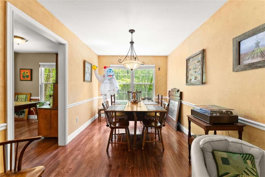 162 Greenview Court