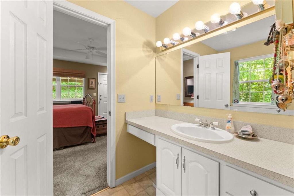 162 Greenview Court
