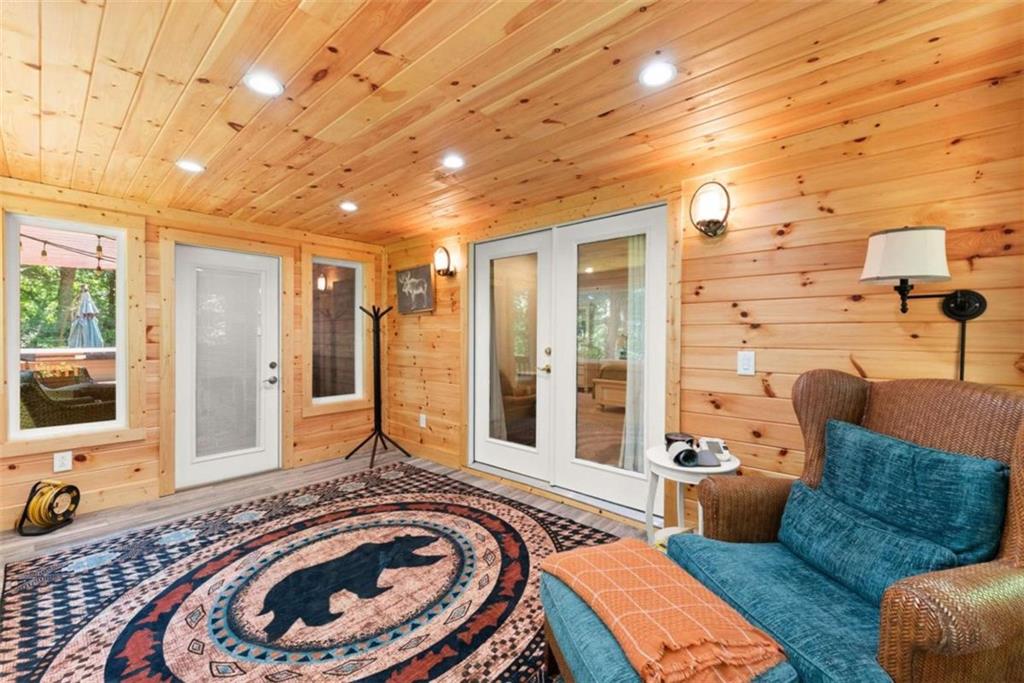 257 Interlochen Court