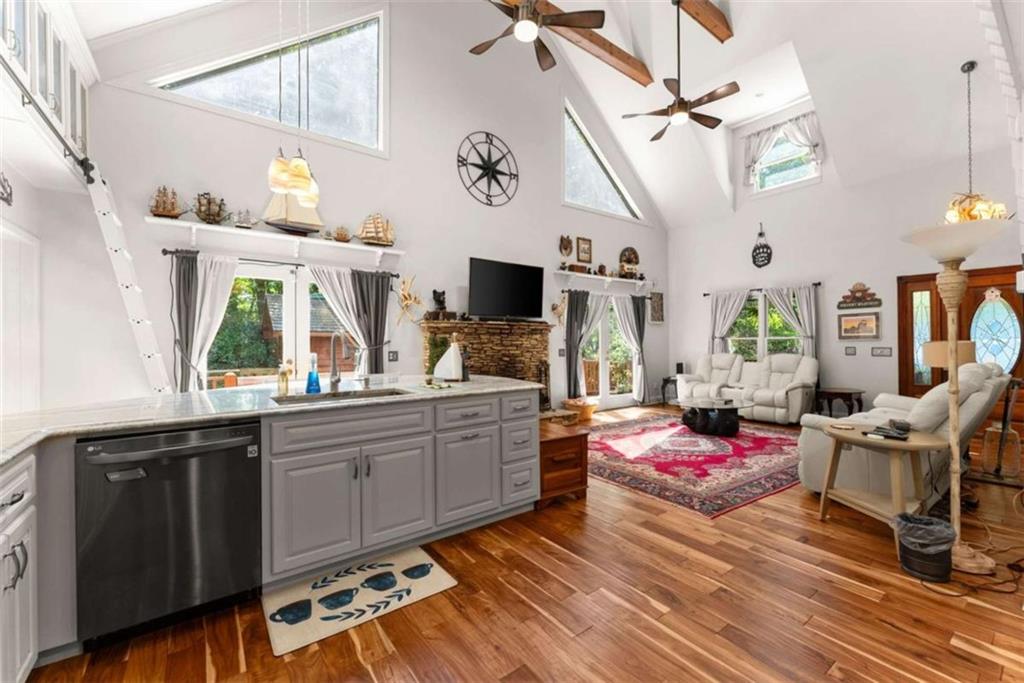 257 Interlochen Court