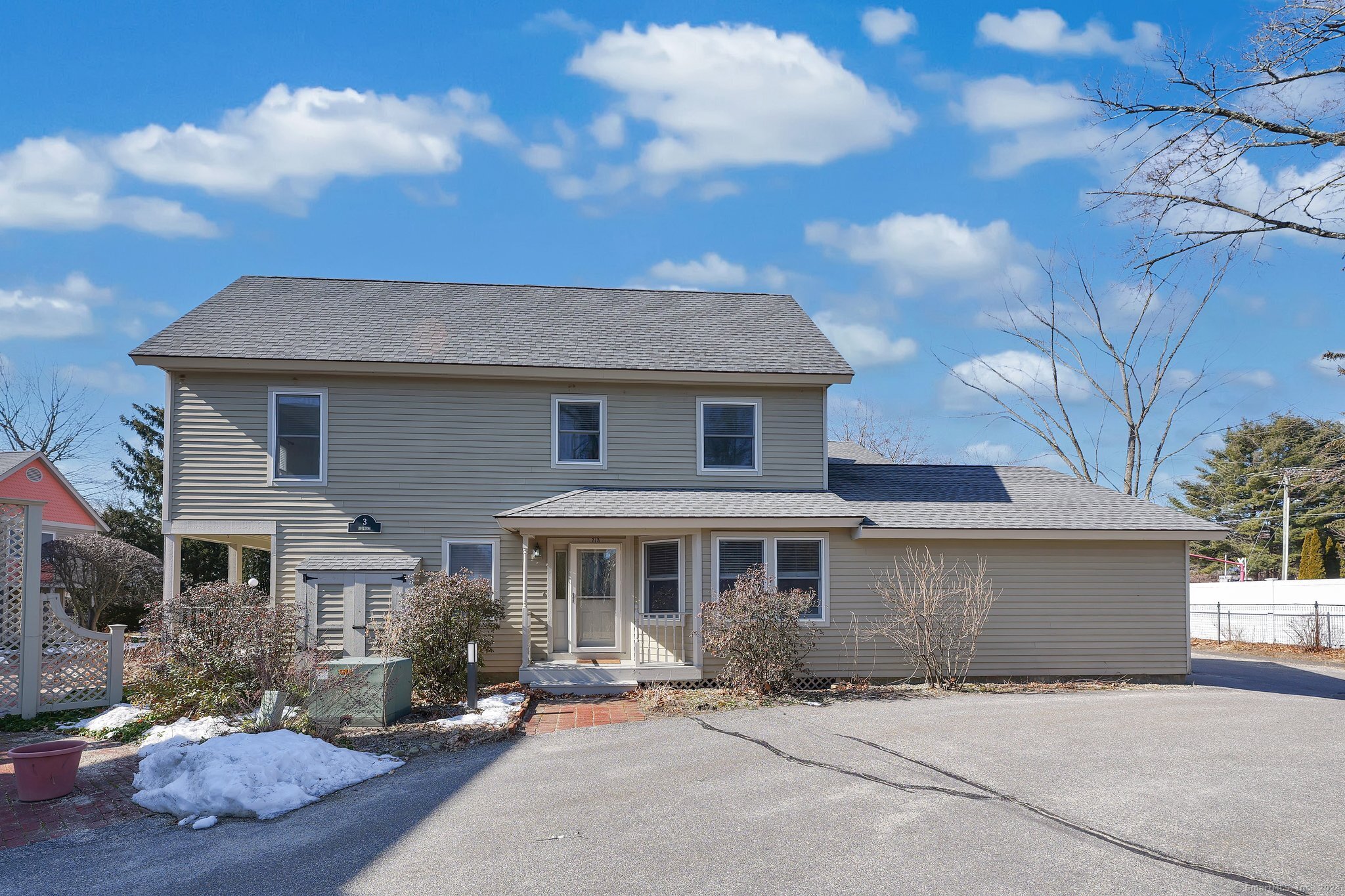 68 Wilson Avenue 313