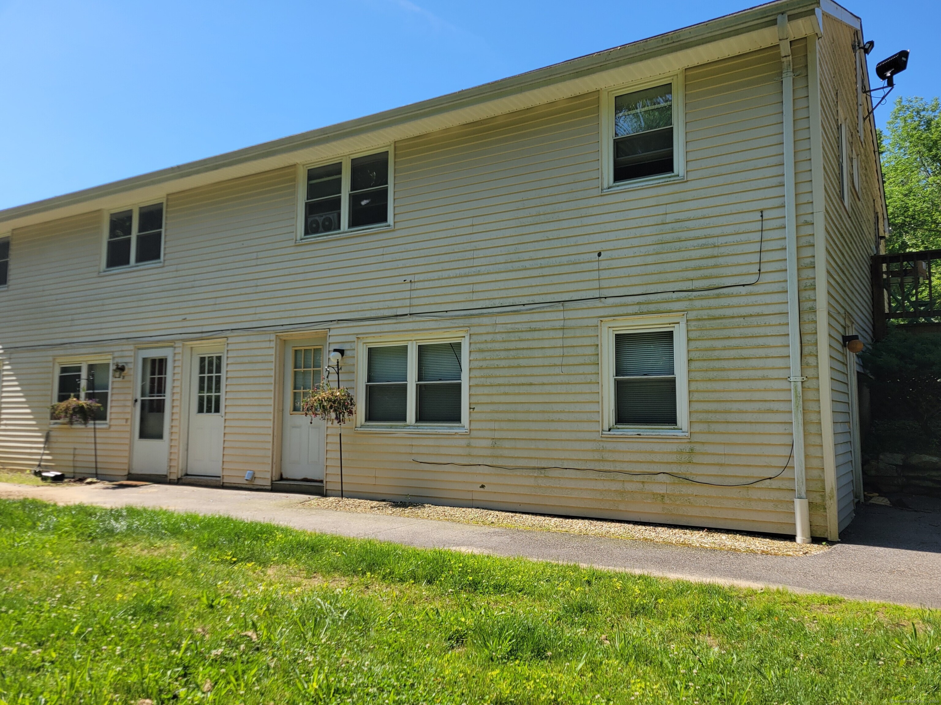9 White Oak Condo A