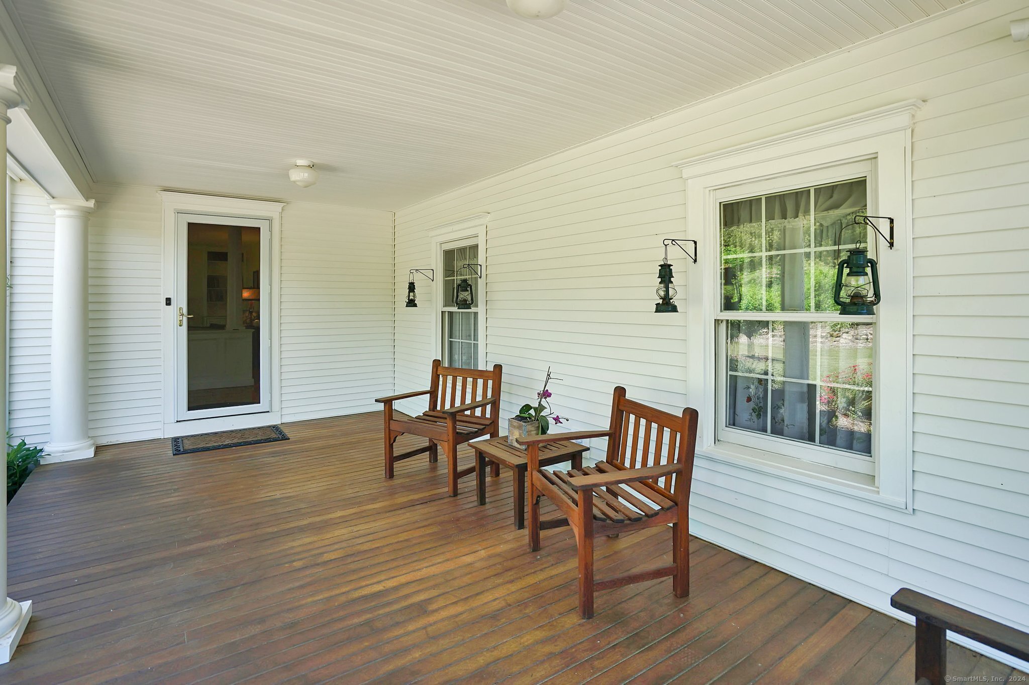 9 Old Schoolhouse Road