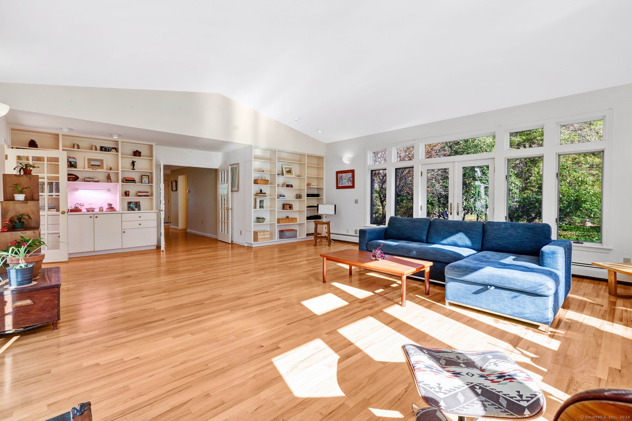 61 Hillyndale Road
