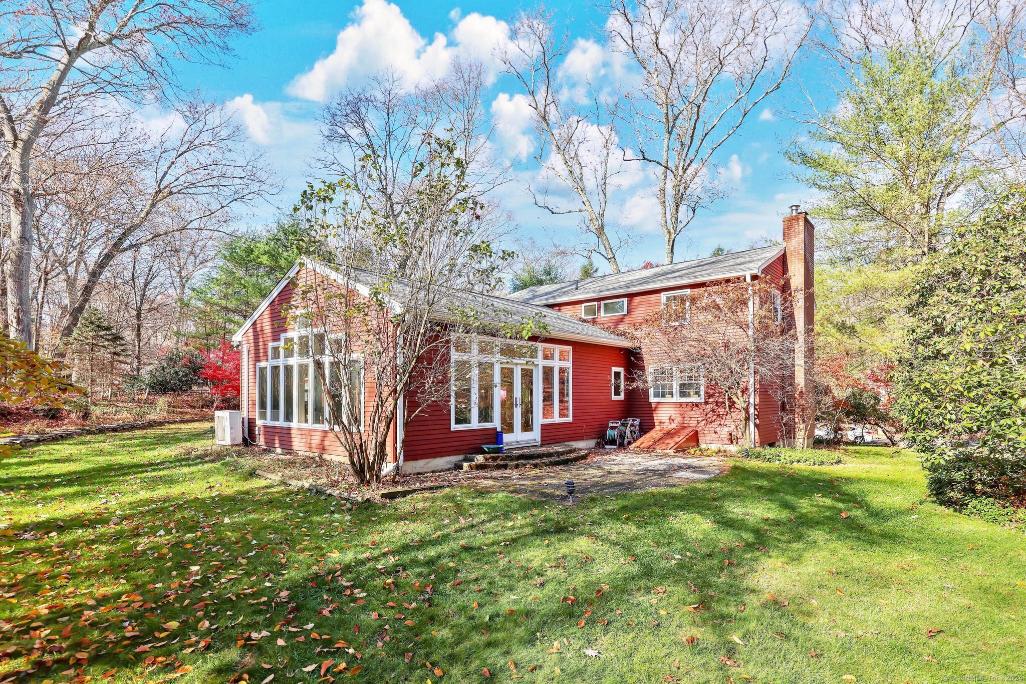 61 Hillyndale Road