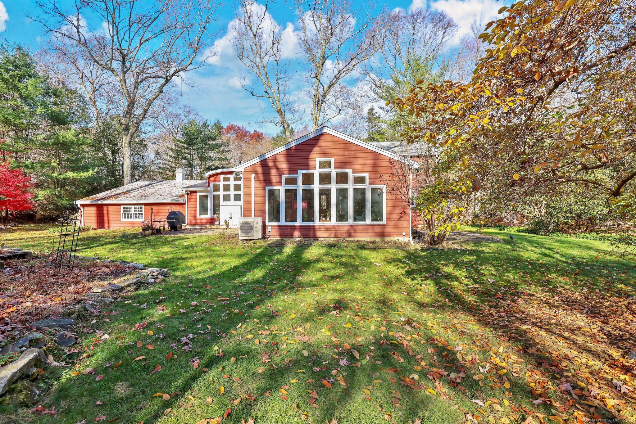 61 Hillyndale Road