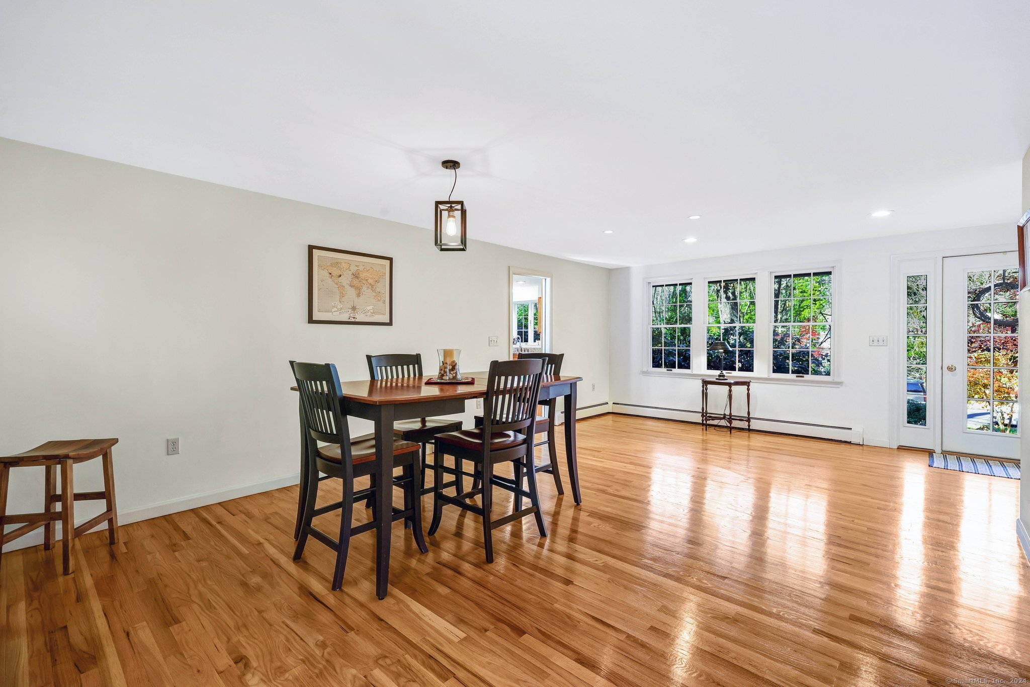 61 Hillyndale Road