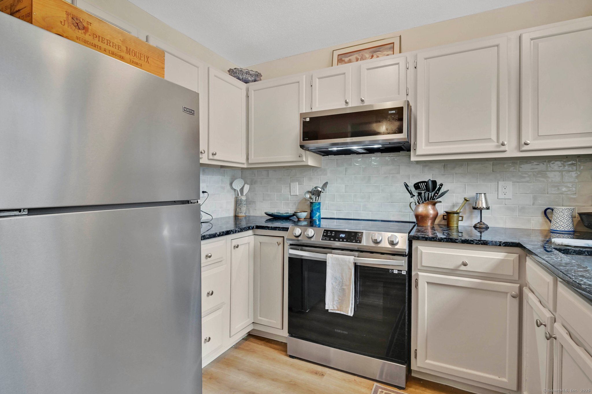 745 Merrow Road APT 131
