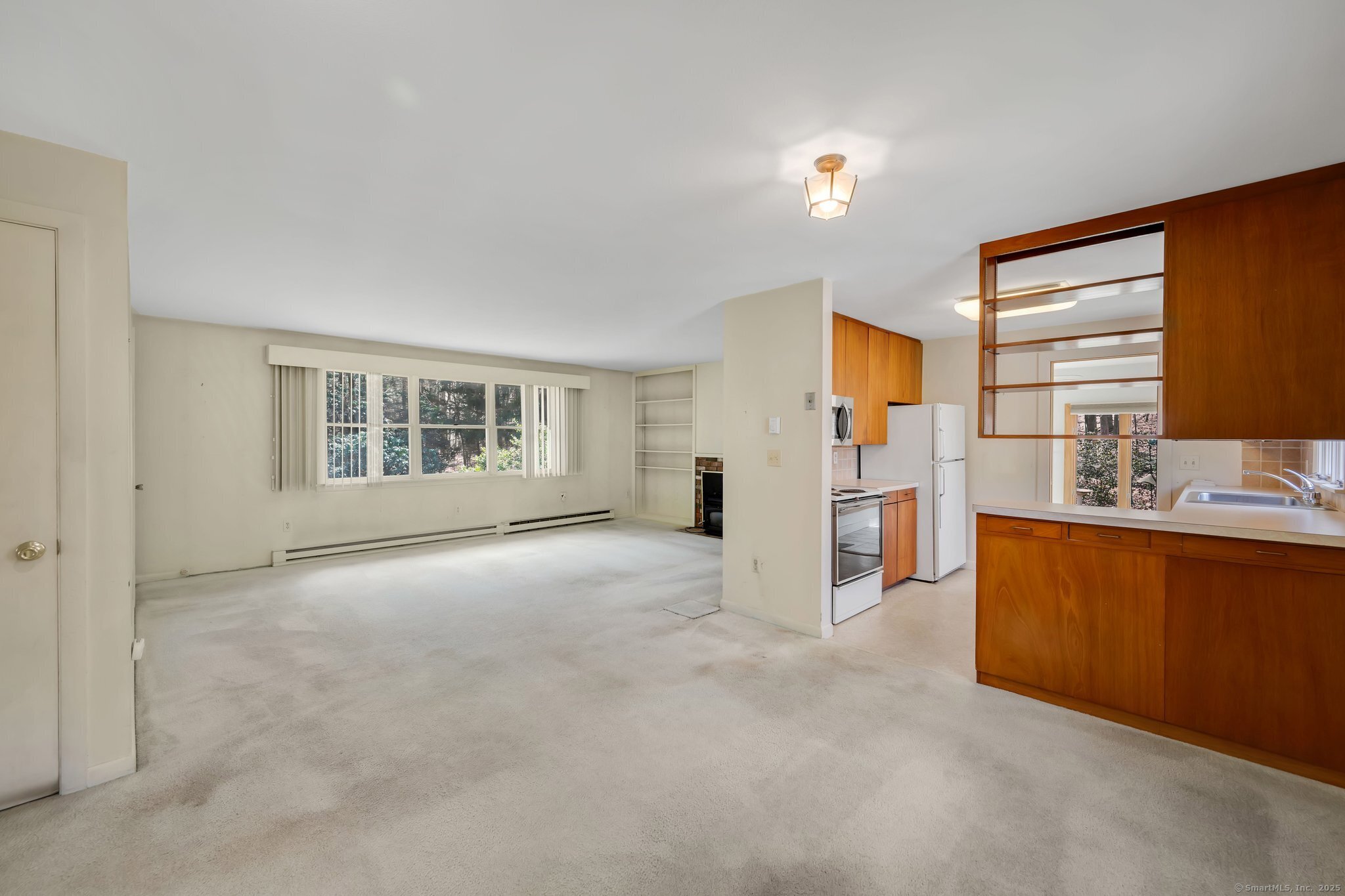 21 Red Oak Hill Road