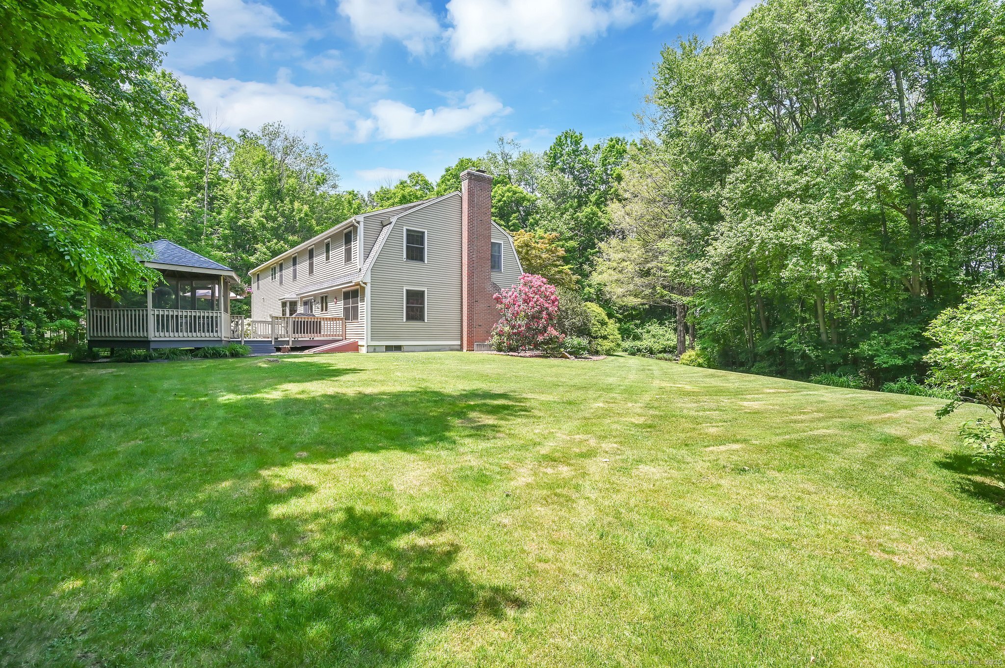 373 Broad Way