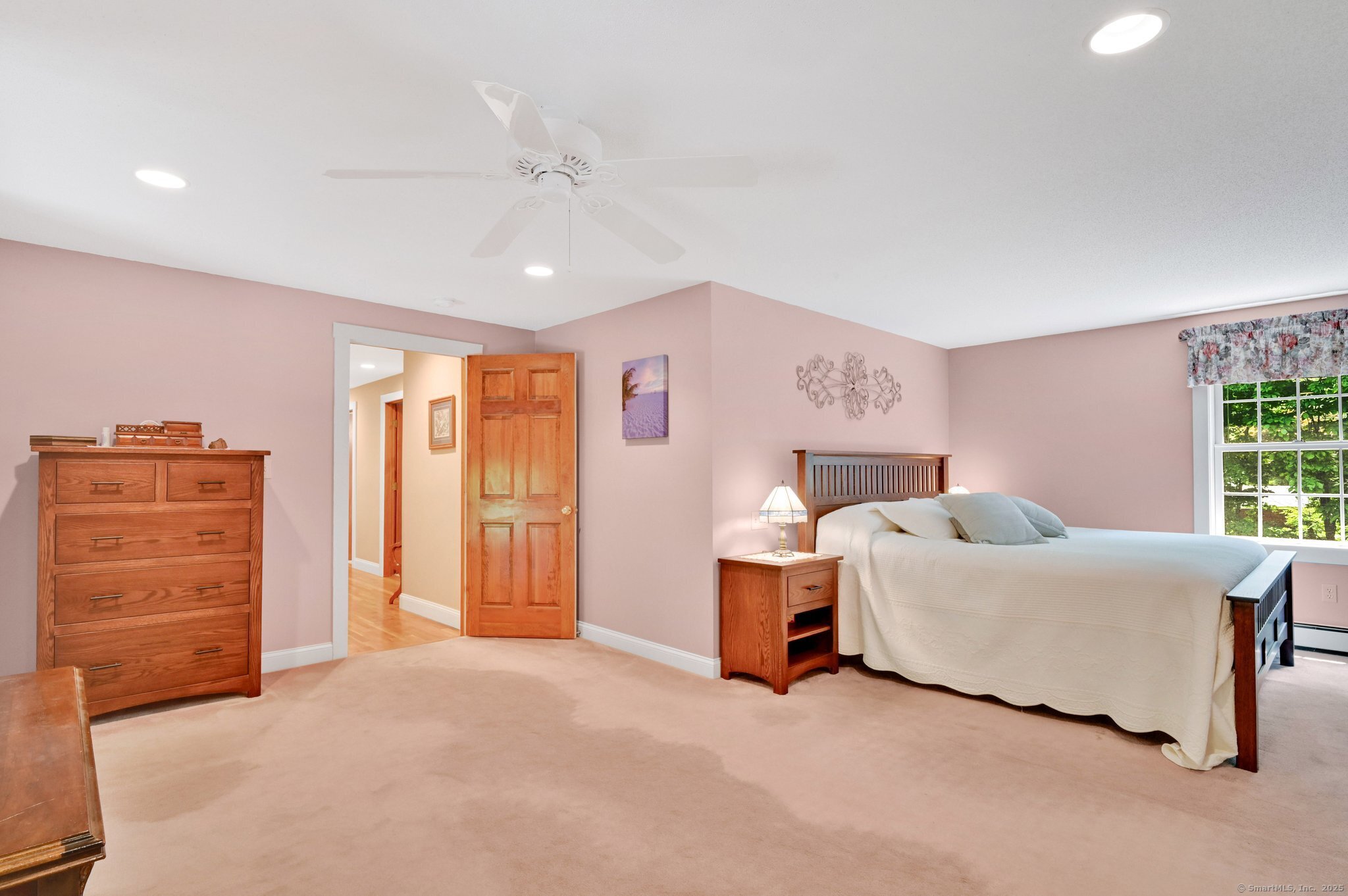 373 Broad Way