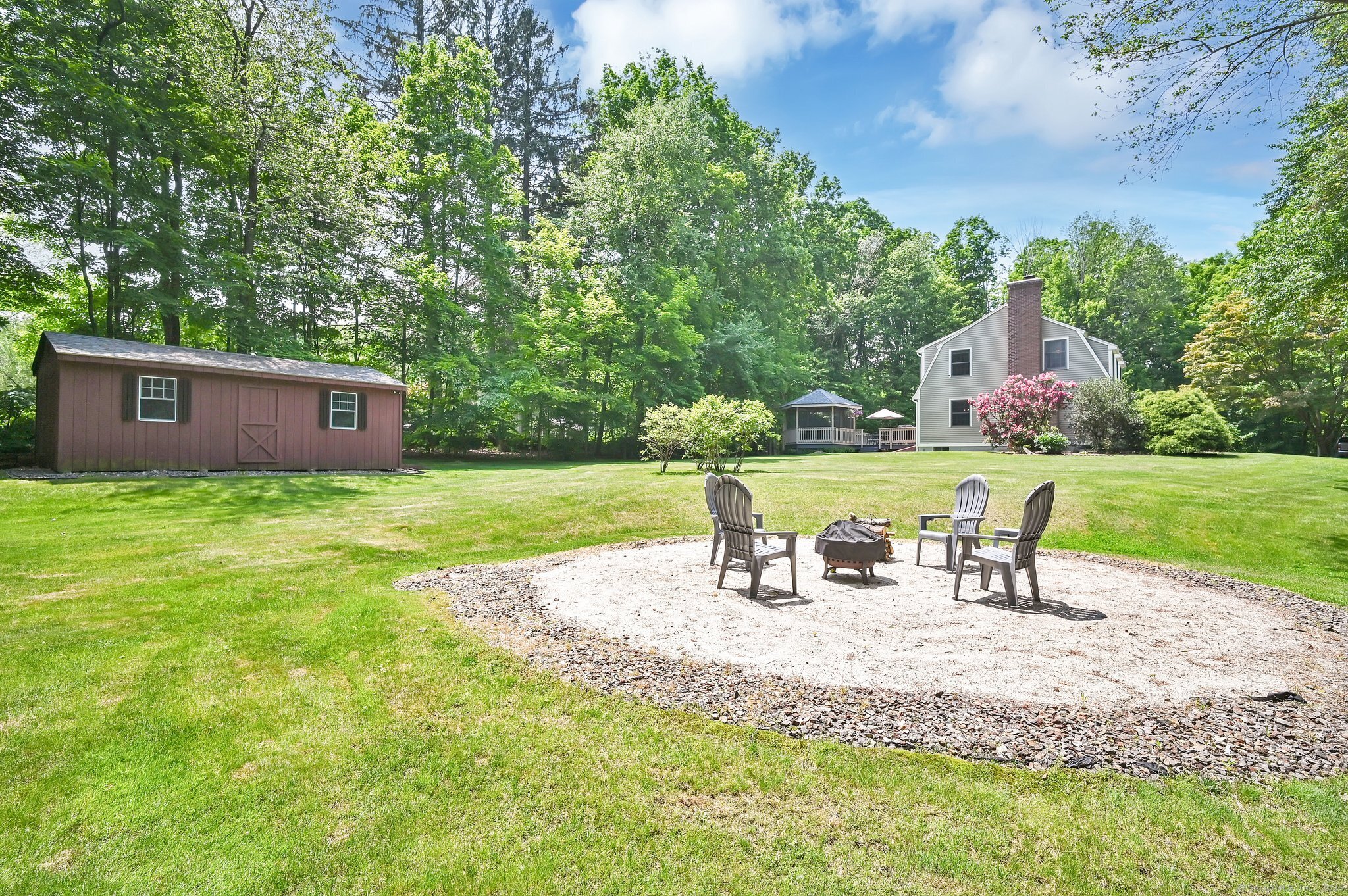 373 Broad Way