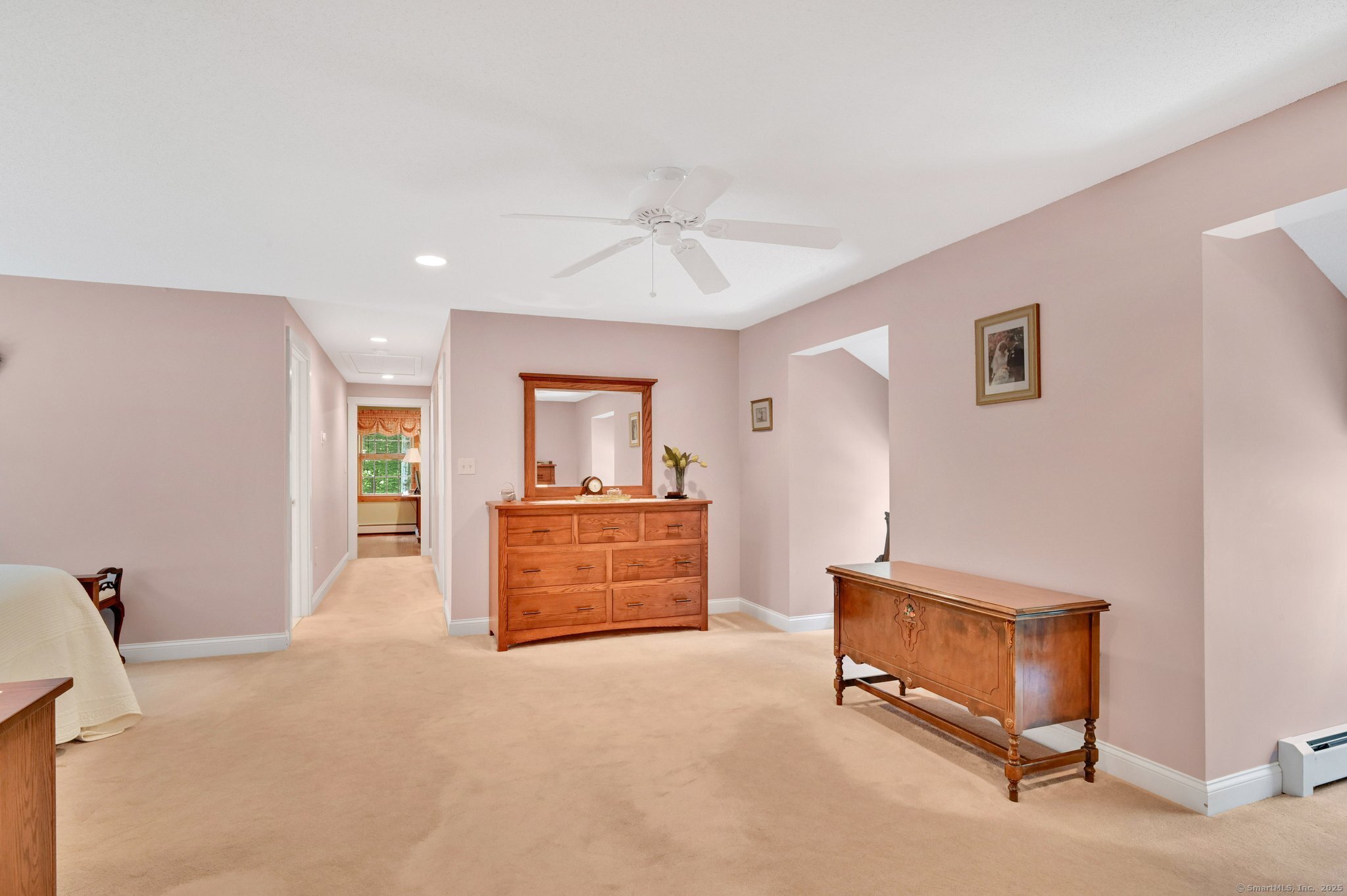 373 Broad Way