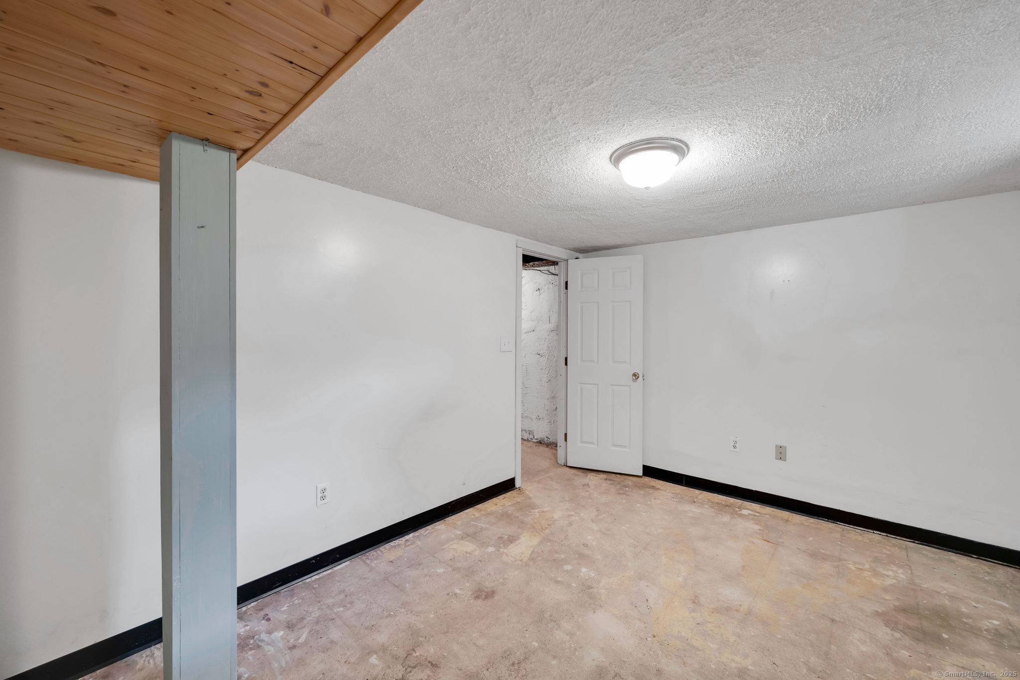 22 Elaine Drive