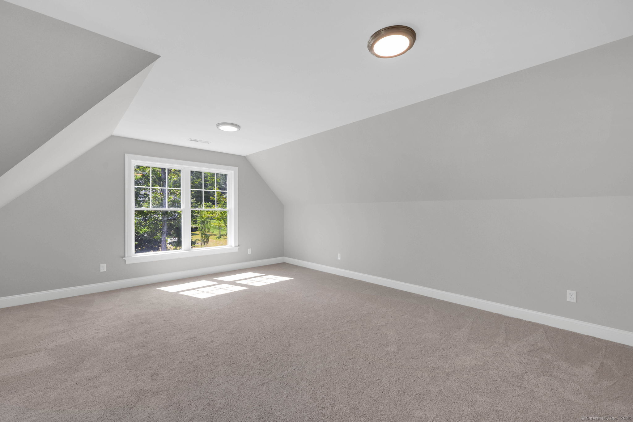 43 Wyllys Farm Road