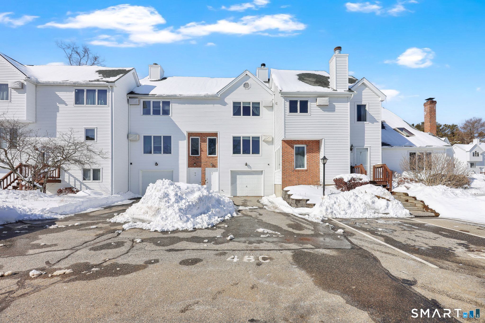 48 Eastbrook Heights C