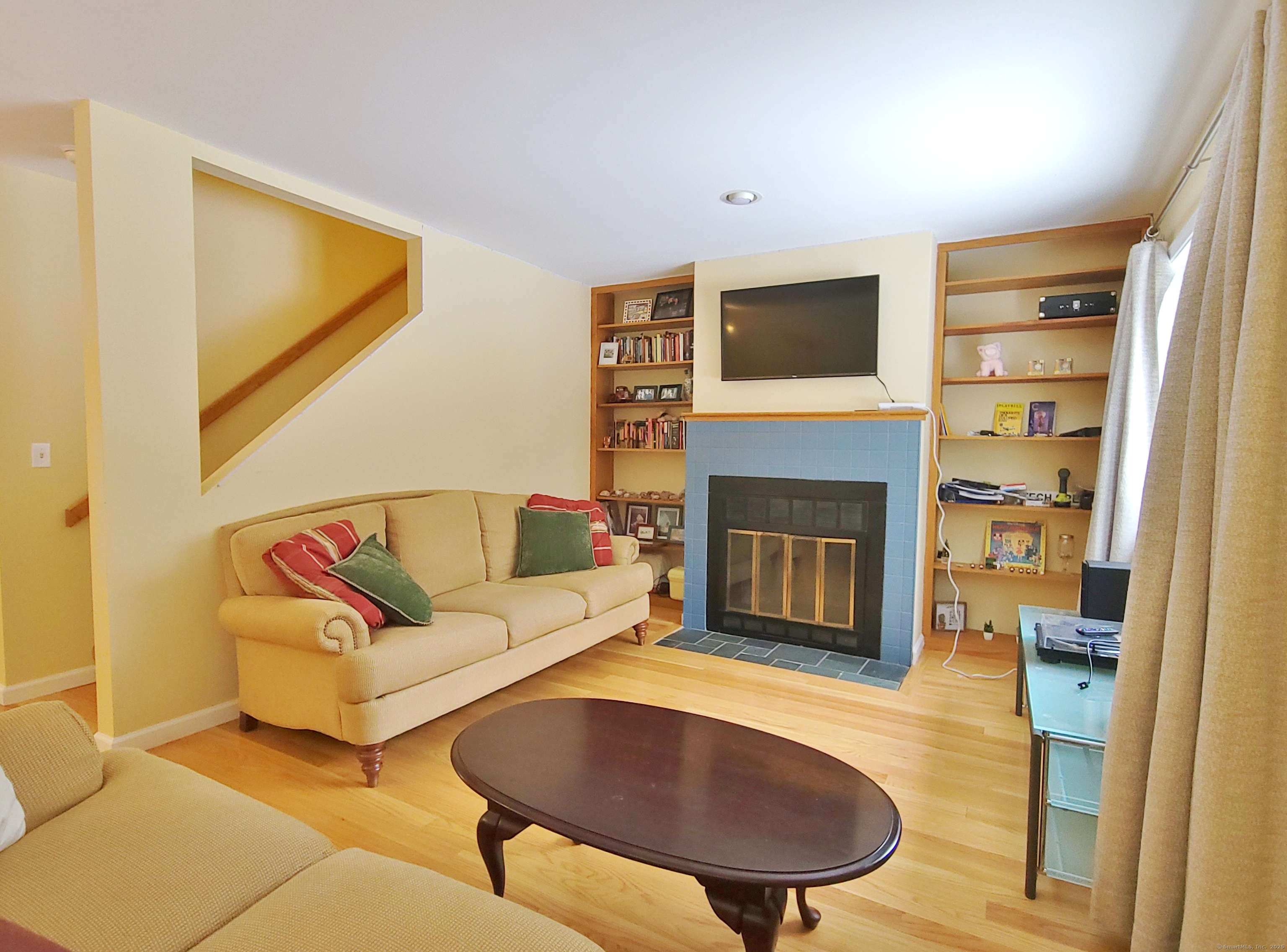 141 Courtyard Lane 141