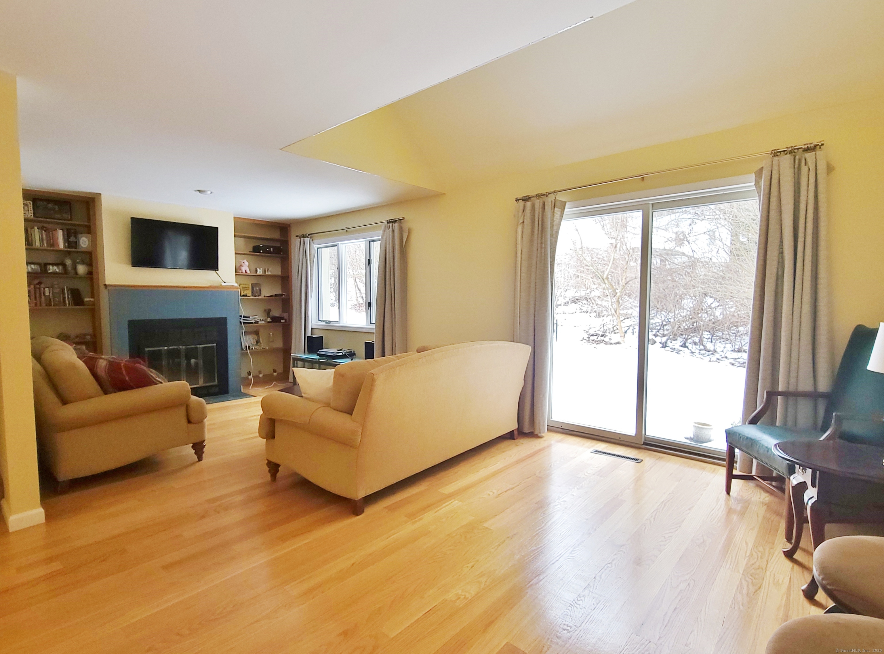 141 Courtyard Lane 141