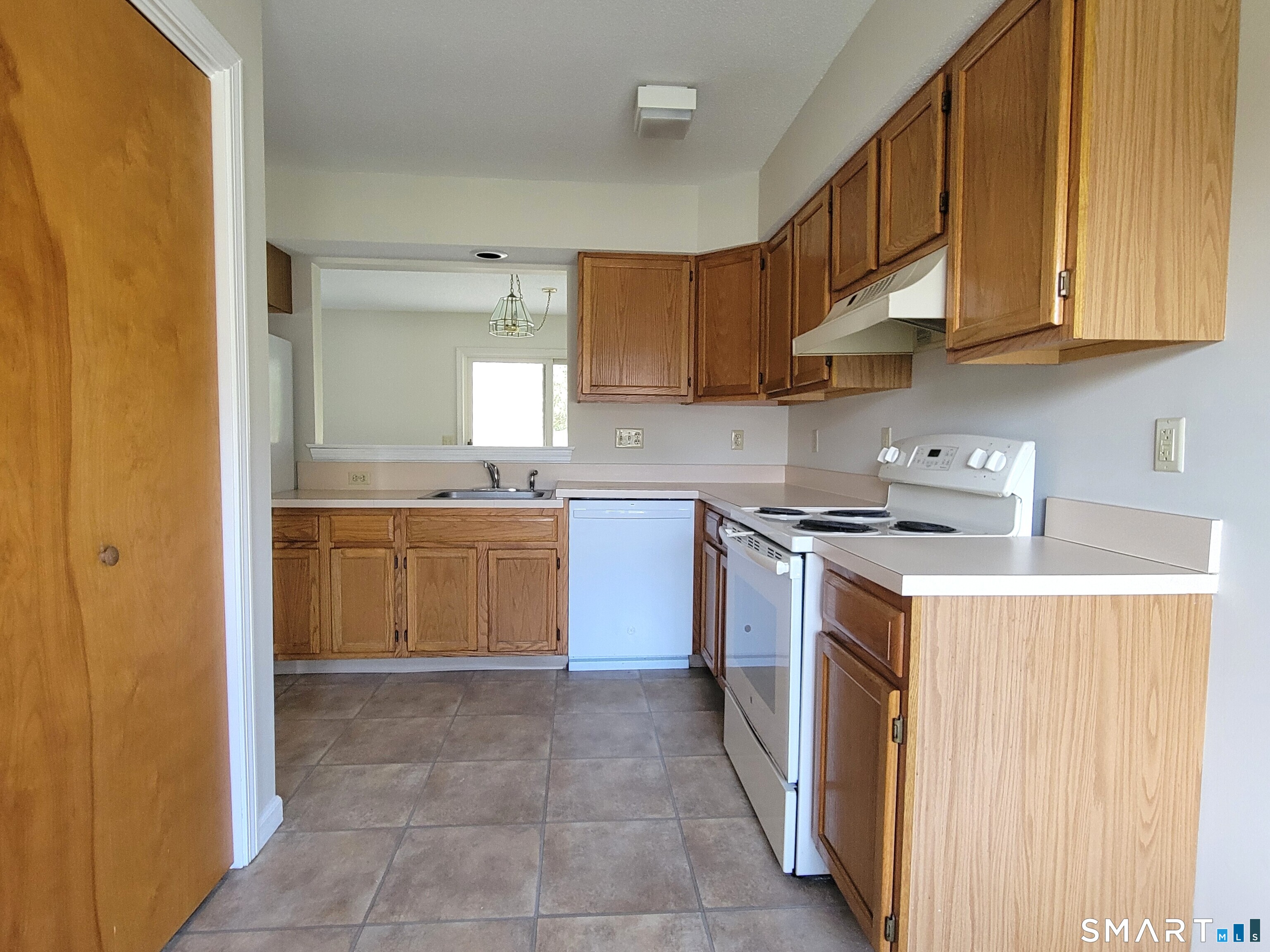 14 Sycamore Drive D