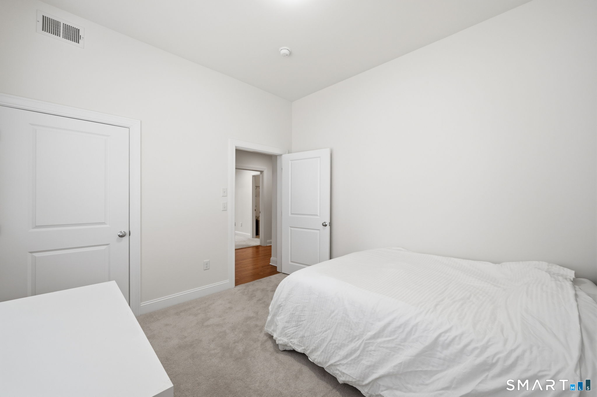 8 Sherwood Street 5-1B