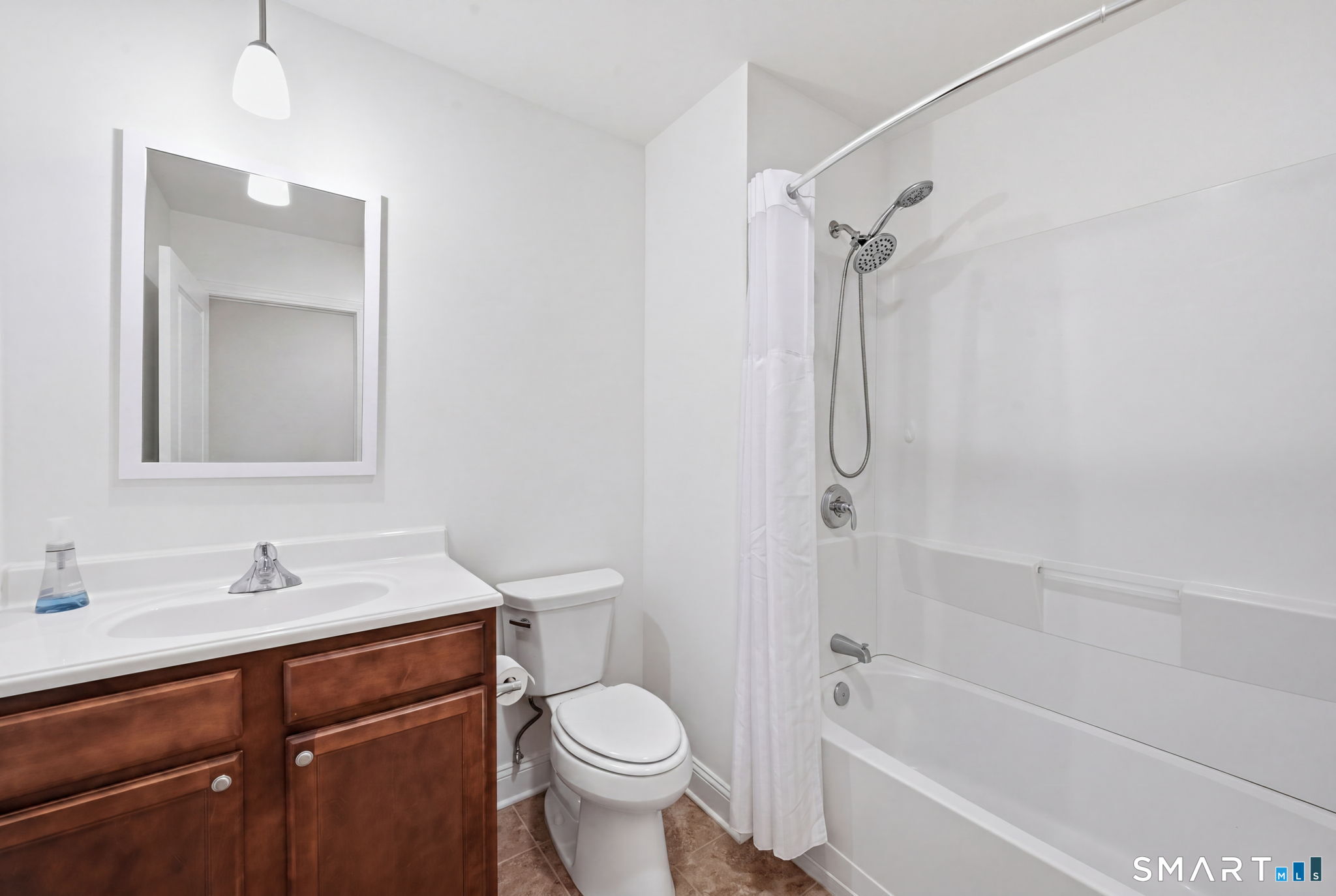 8 Sherwood Street 5-1B
