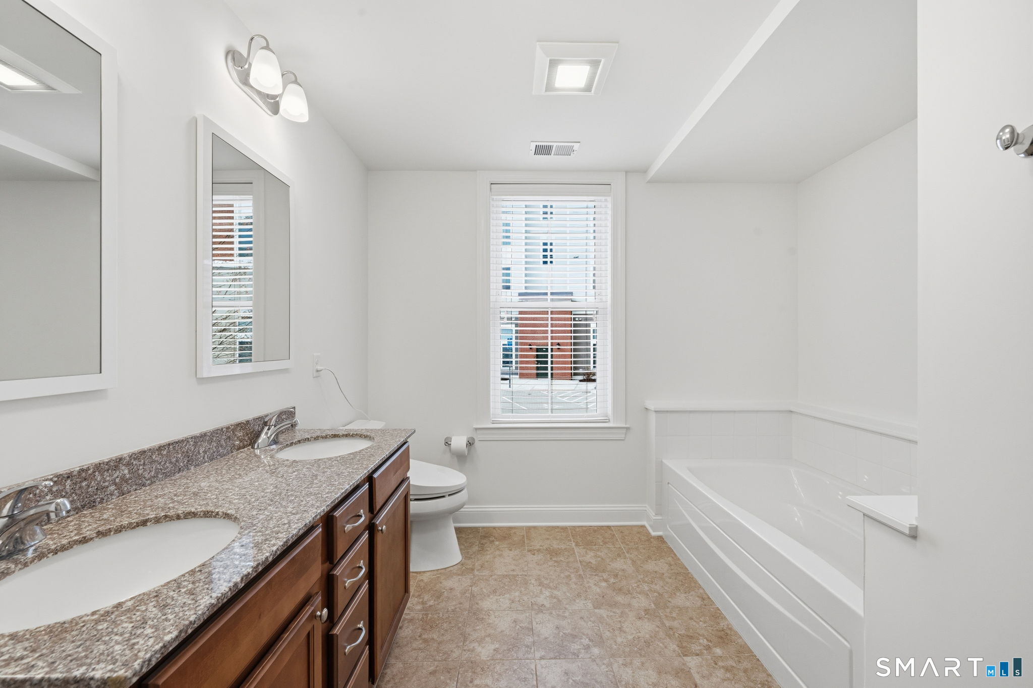 8 Sherwood Street 5-1B