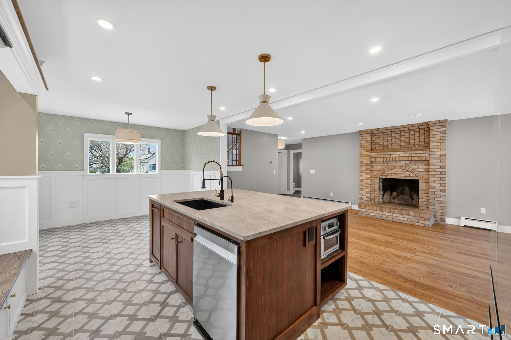 10 Grant Farm Road