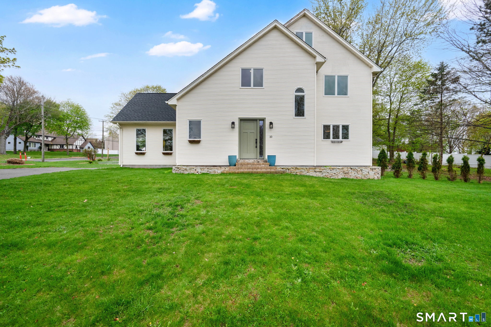 10 Grant Farm Road