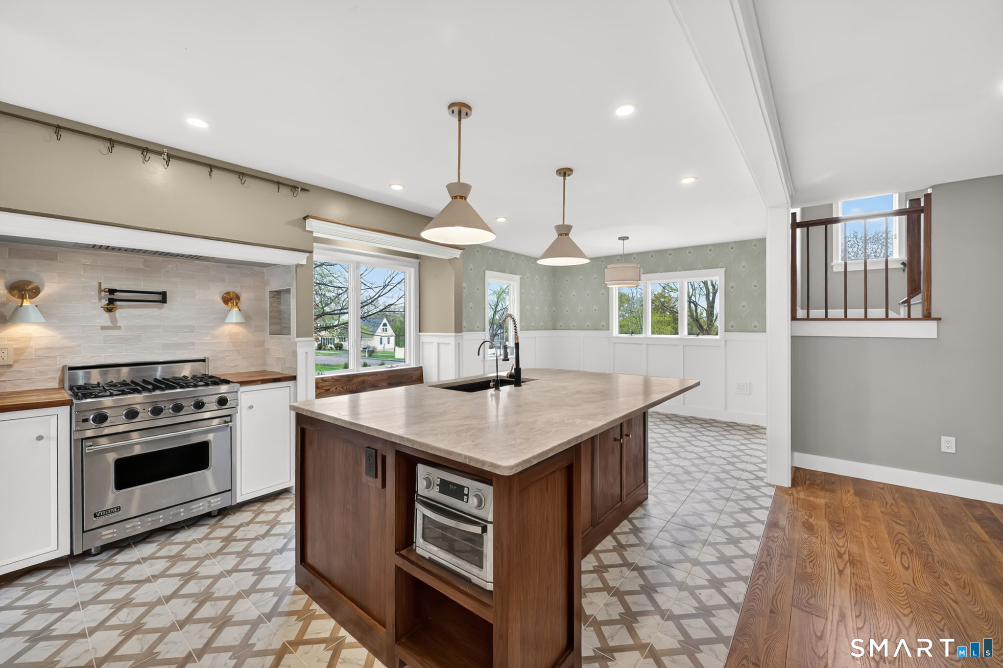 10 Grant Farm Road