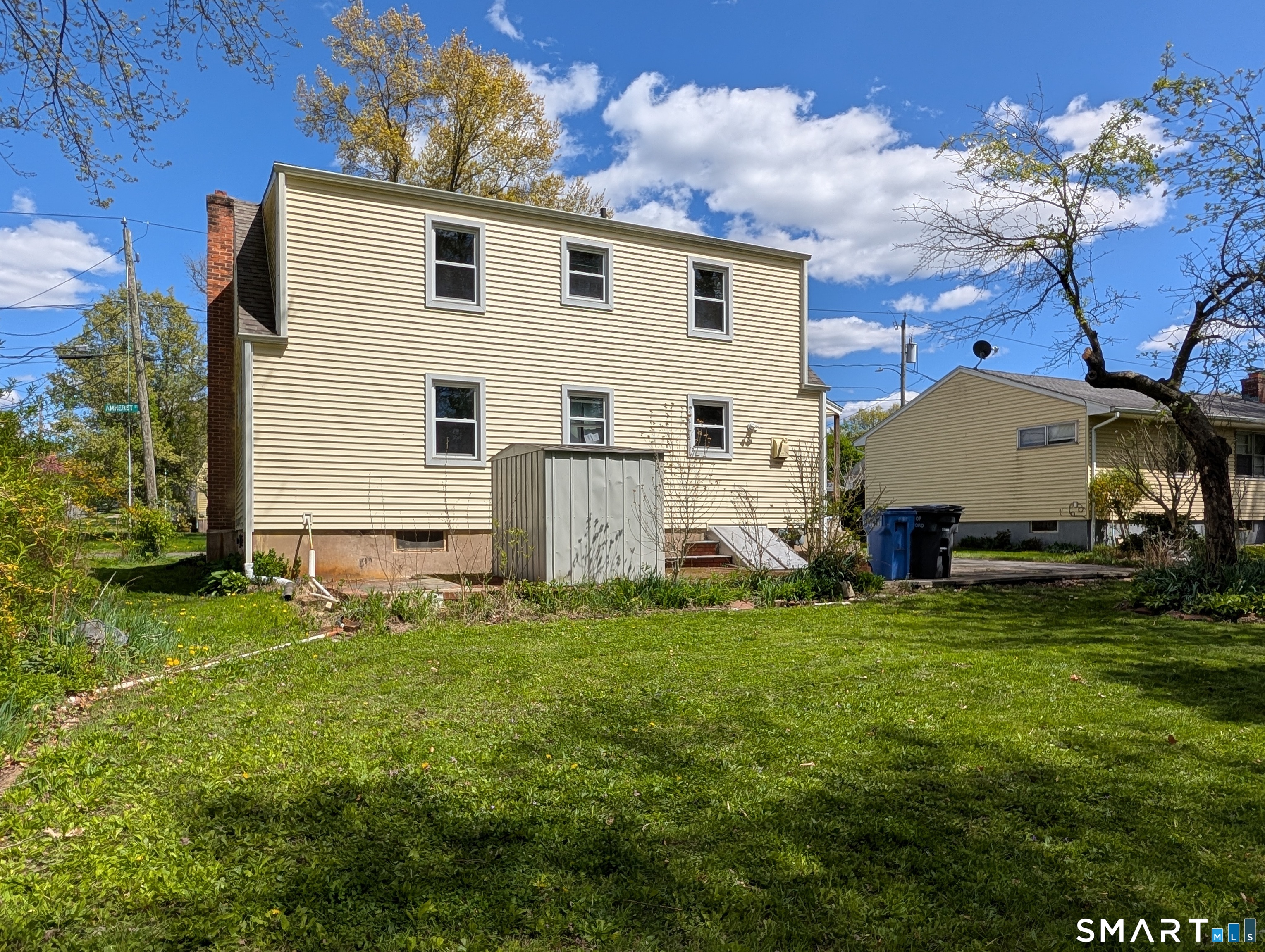 48 Amherst Street