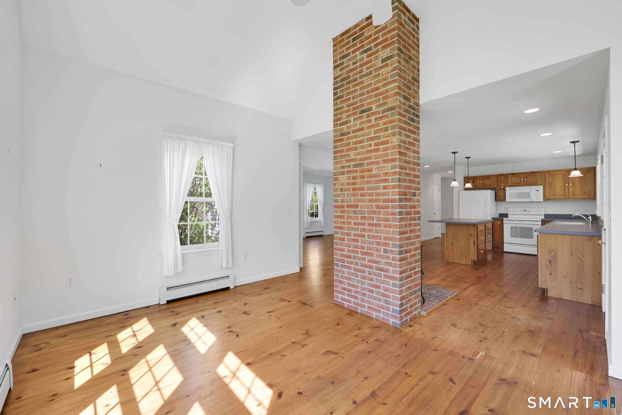 710 Storrs Road
