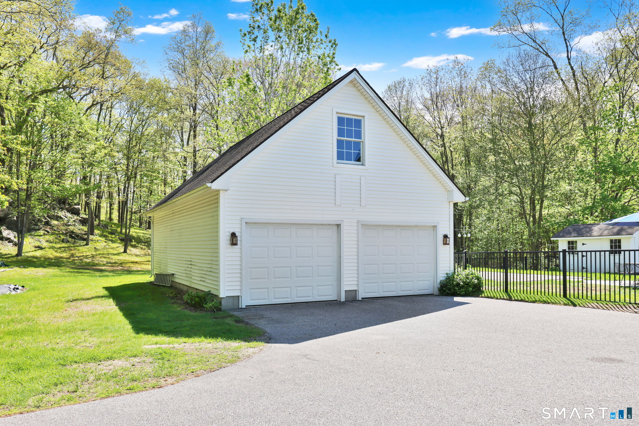 710 Storrs Road