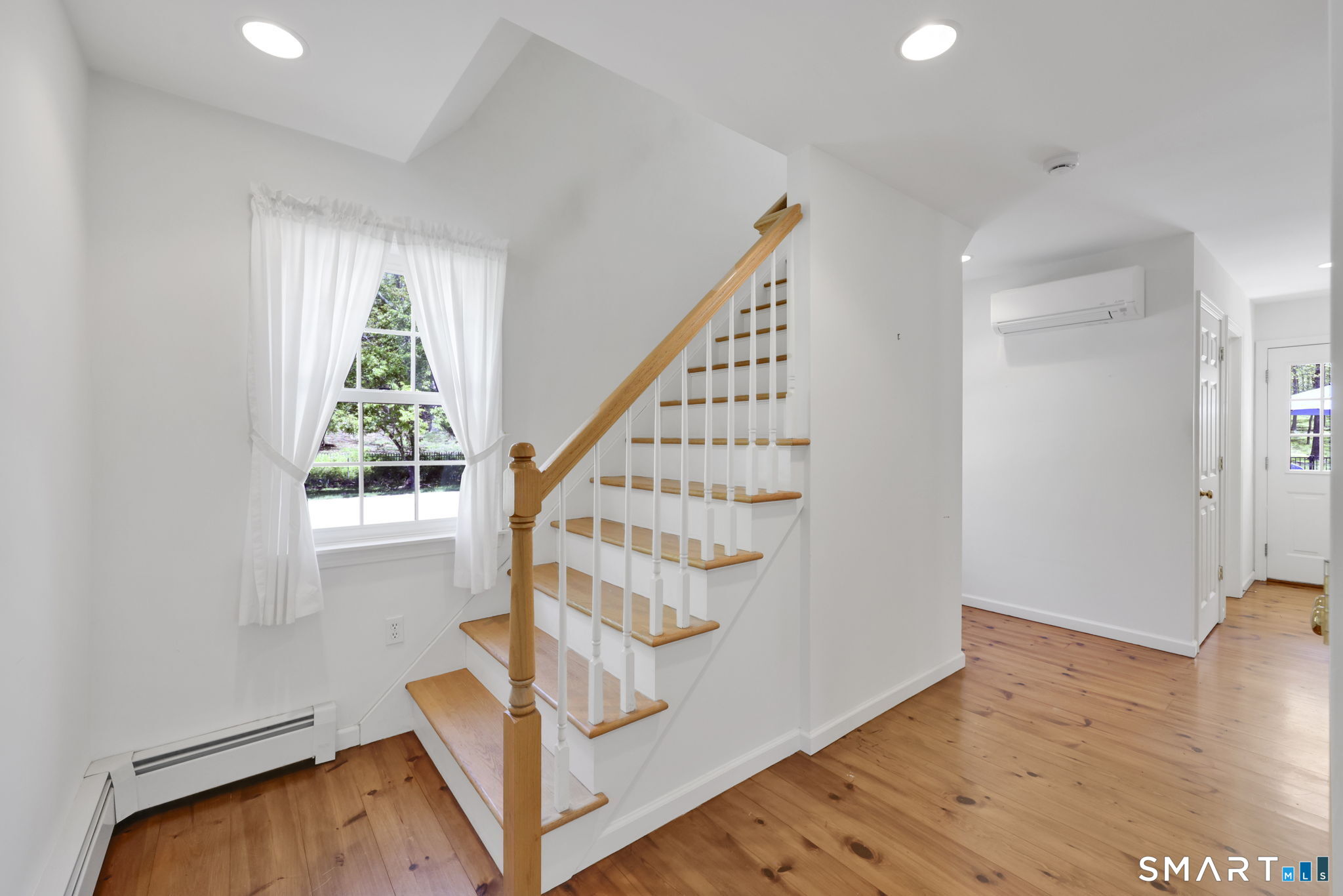 710 Storrs Road