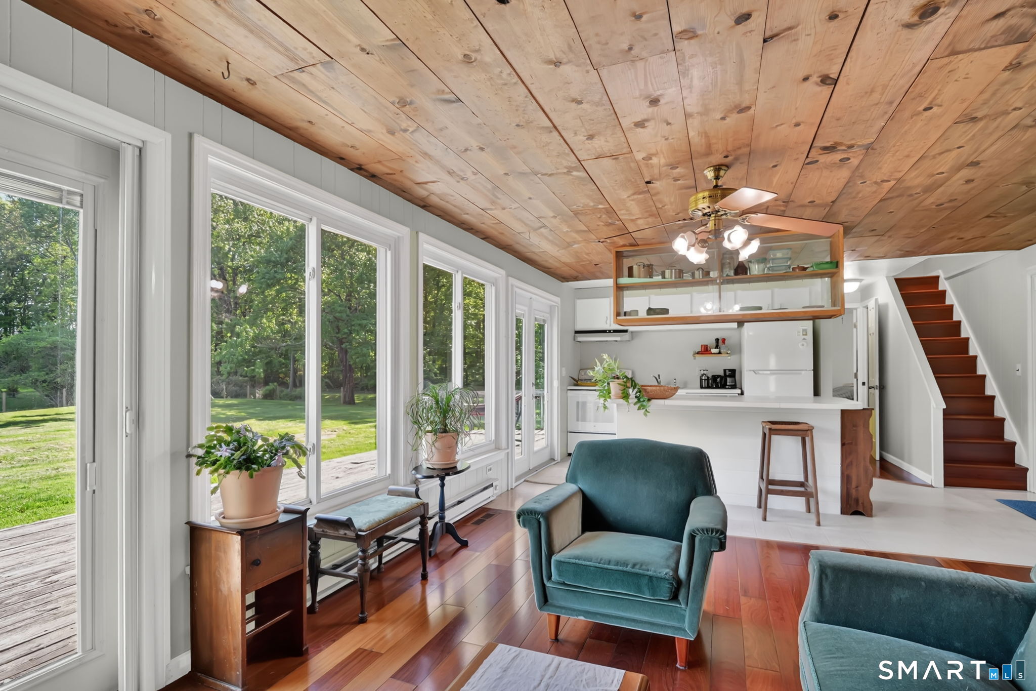 127 Lake Road