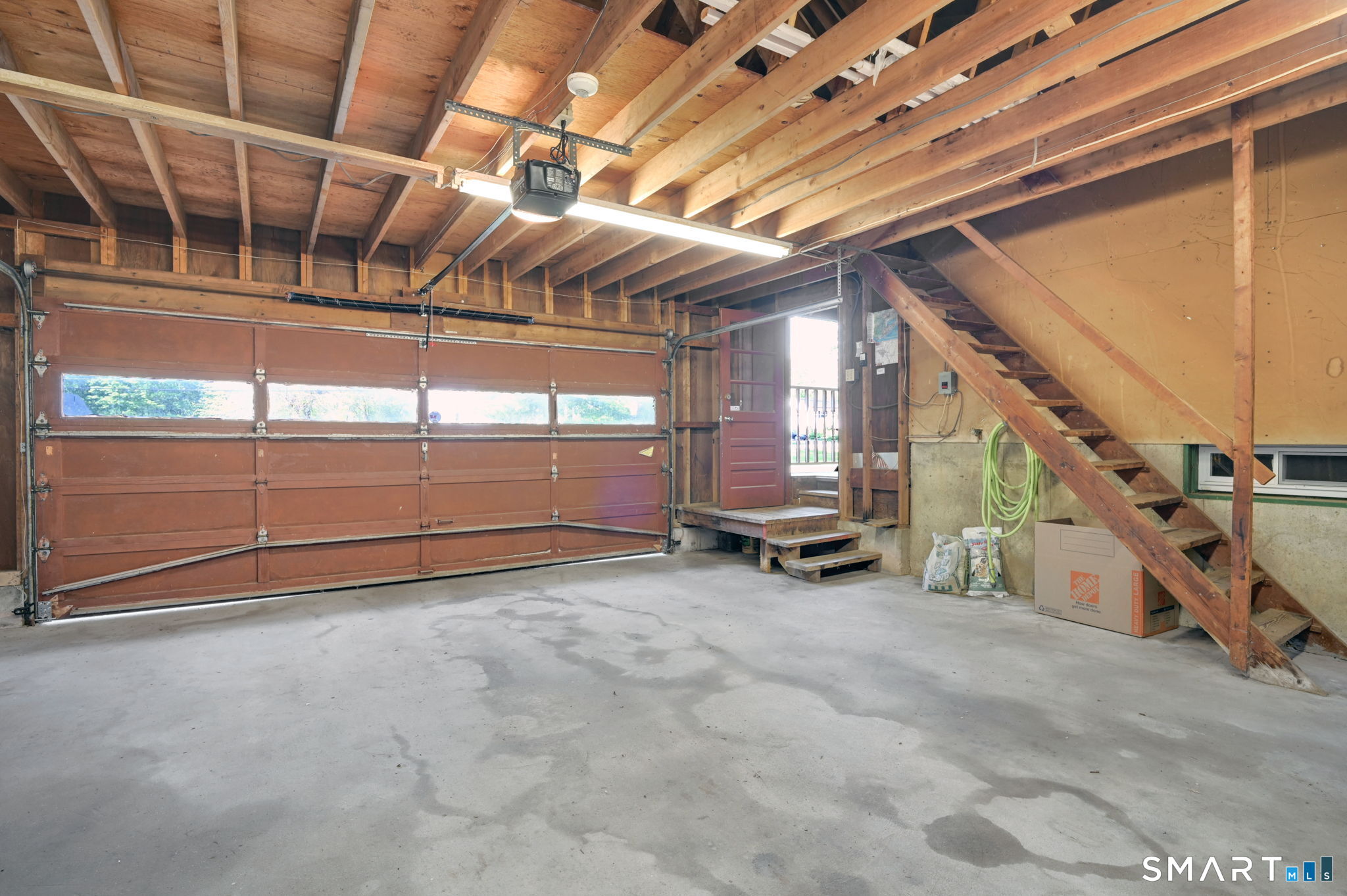 127 Lake Road