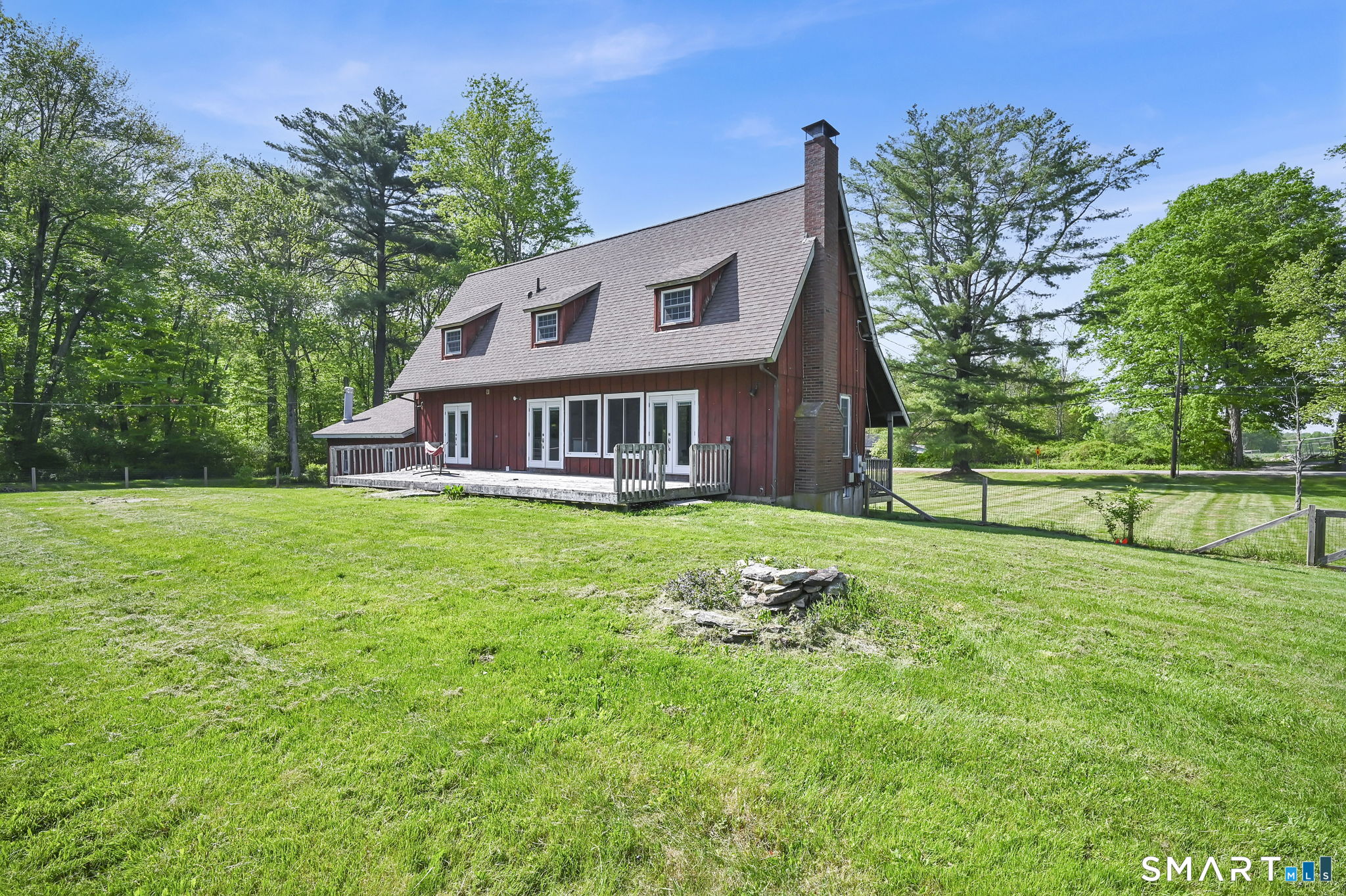 127 Lake Road