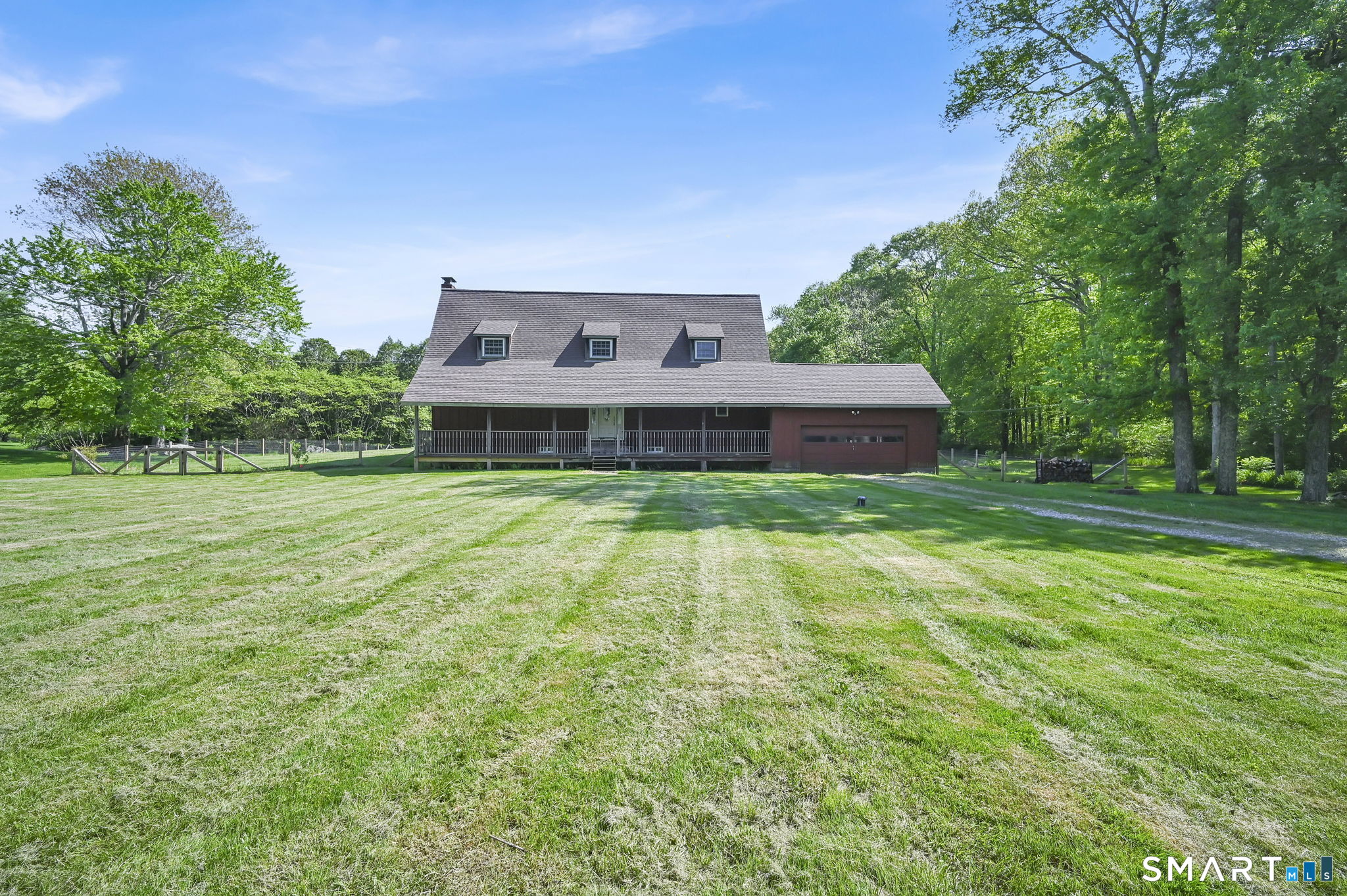 127 Lake Road