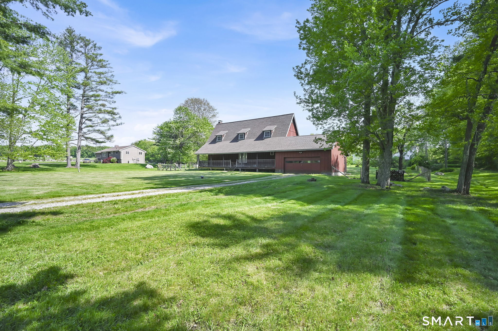 127 Lake Road