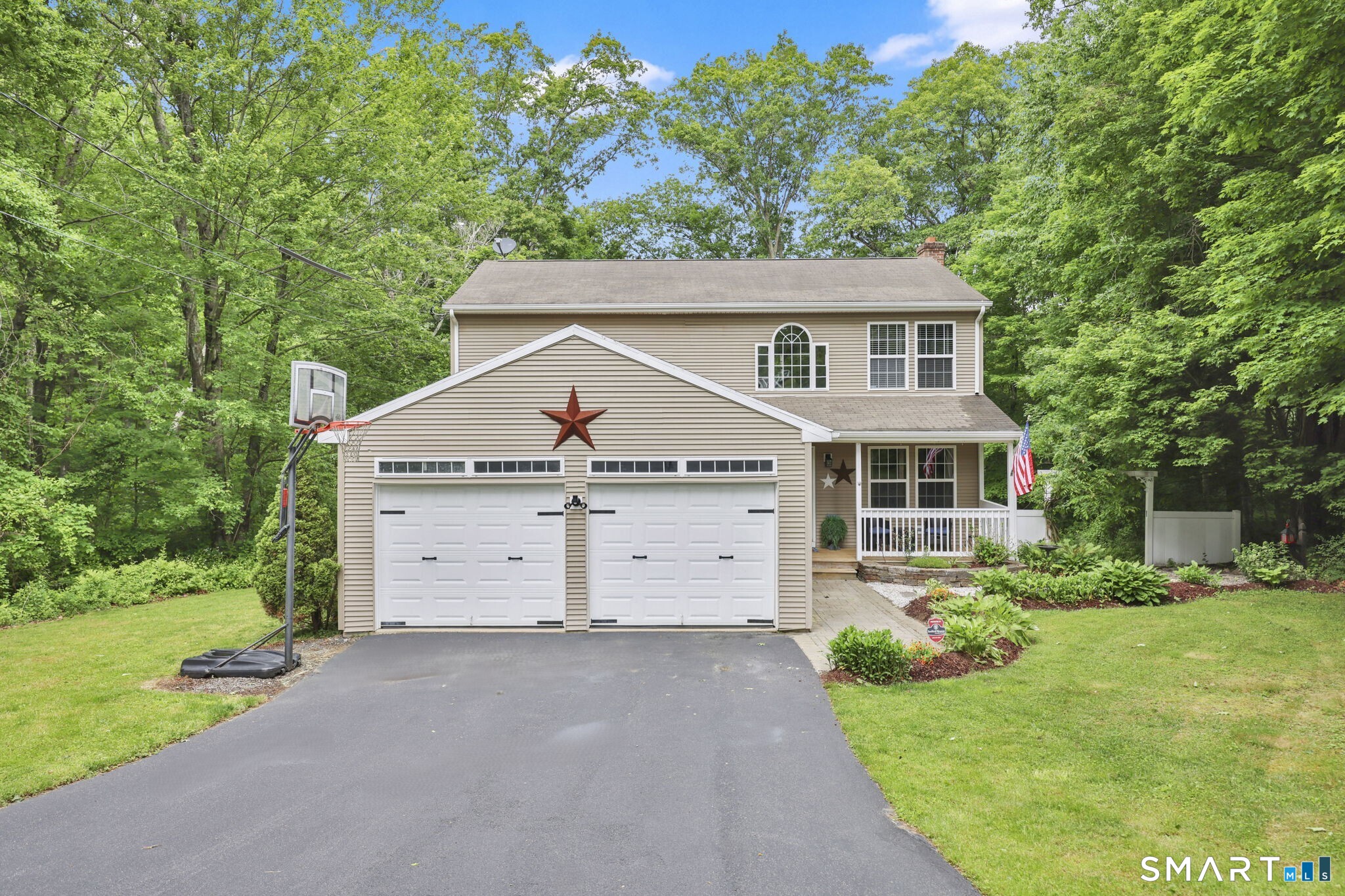 21 Old Willimantic Road