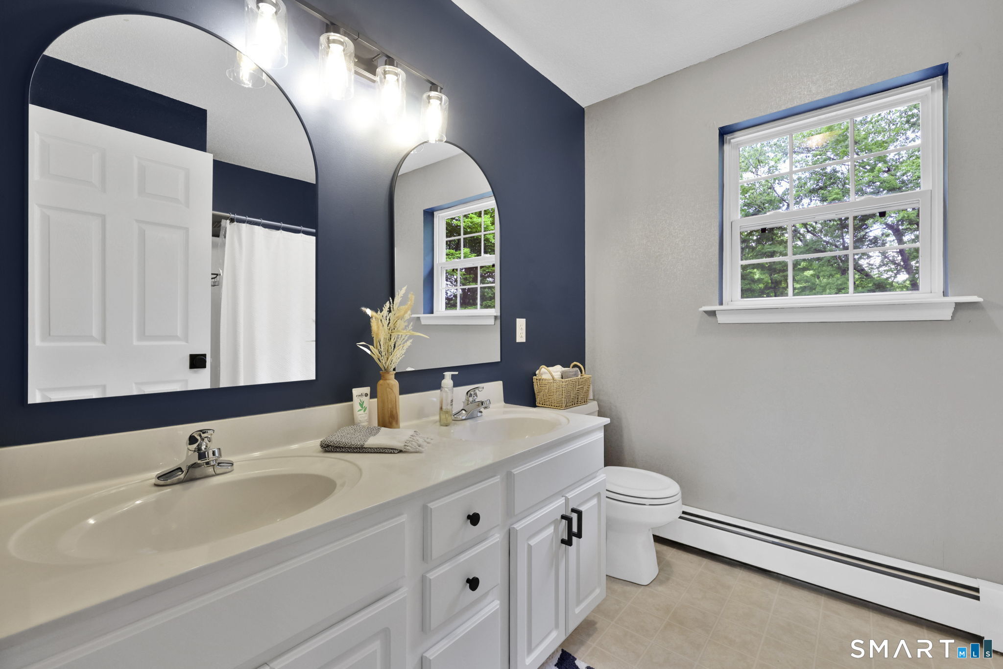21 Old Willimantic Road