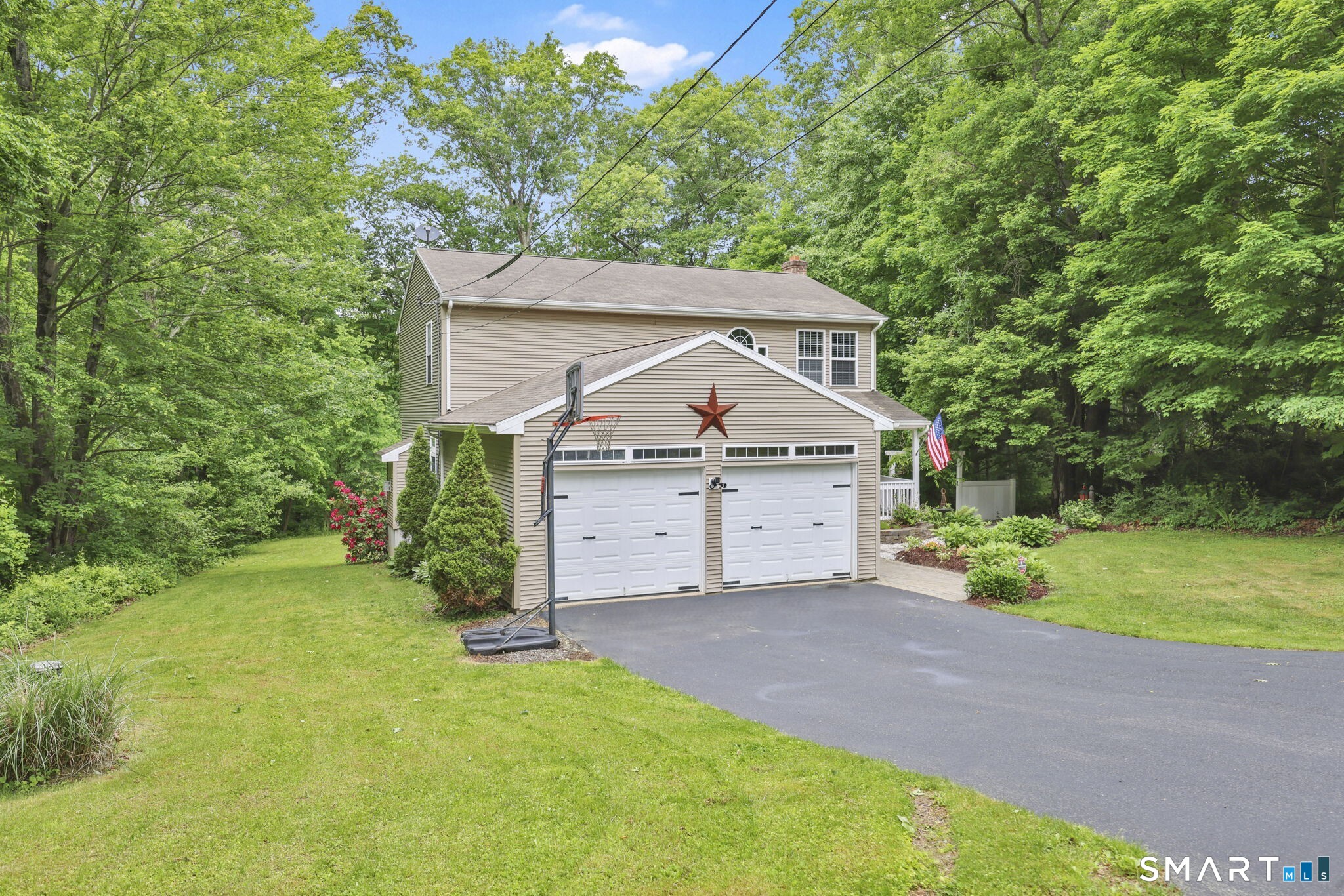 21 Old Willimantic Road