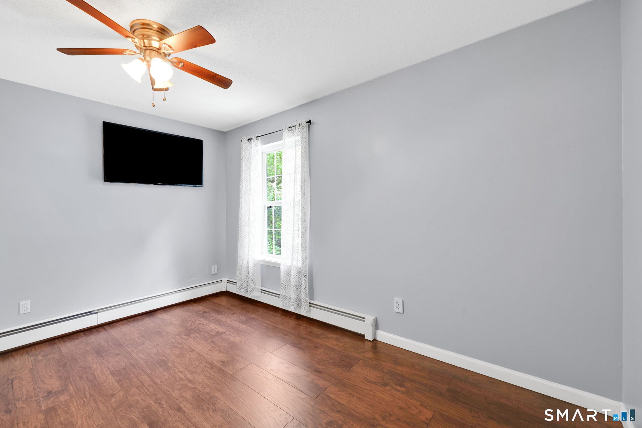 21 Old Willimantic Road